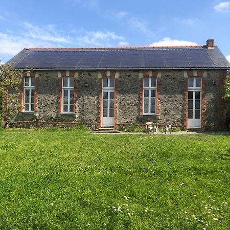 Gite -Belle Maison Dans Une Ancienne Ecole-Tarif Reduit Hors We ! Chanzeaux Exteriér fotografie