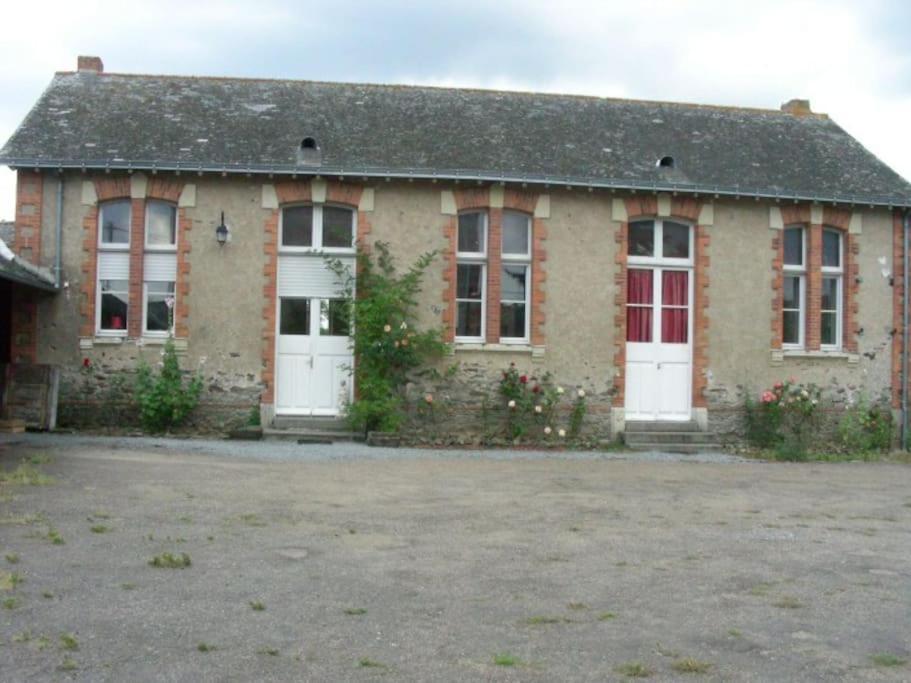 Gite -Belle Maison Dans Une Ancienne Ecole-Tarif Reduit Hors We ! Chanzeaux Exteriér fotografie